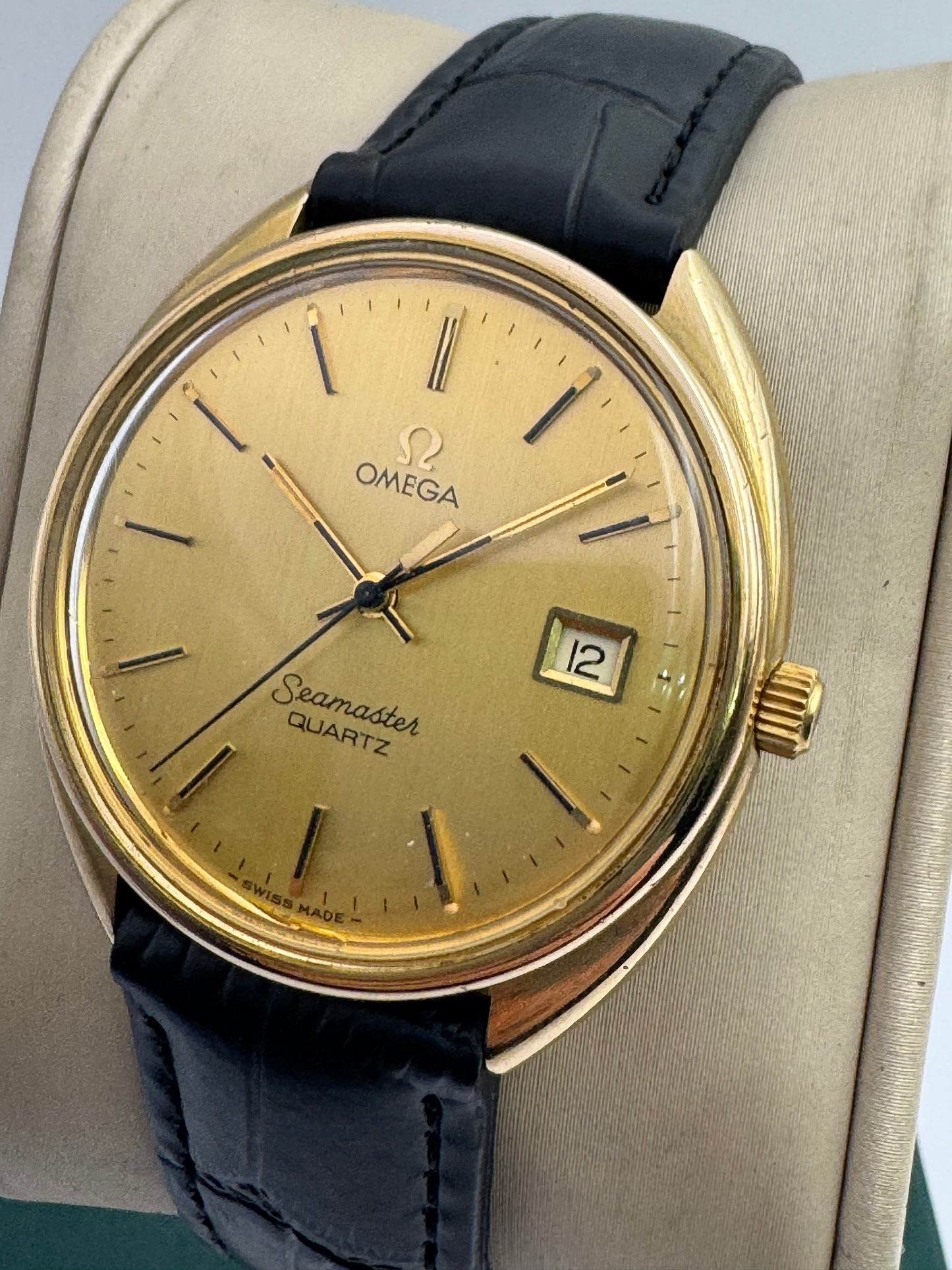 Vintage Omega Seamaster C Shape Case Stunning Watch 1977