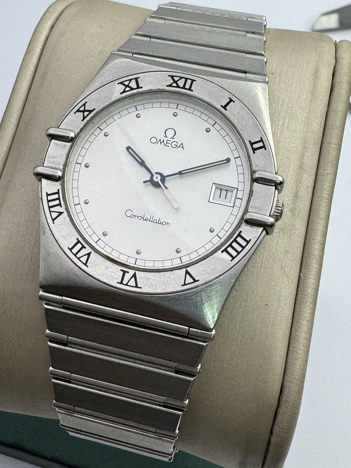 Omega Constellation Manhattan Watch Stunning