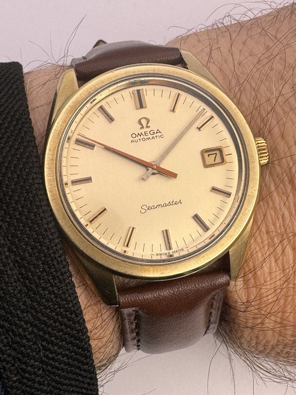 Vintage 14k Gold Cap OMEGA SEAMASTER Automatic Watch Cal 563 Ref 166.022