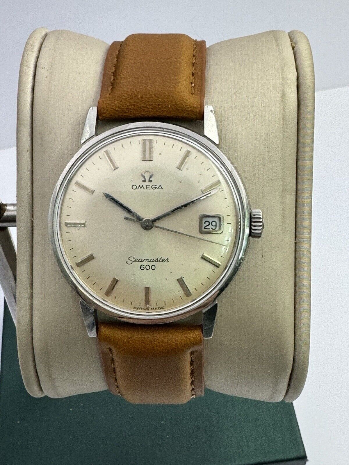 Omega Seamaster 600 Calendar Mens Watch Manual Winding Circa 1964