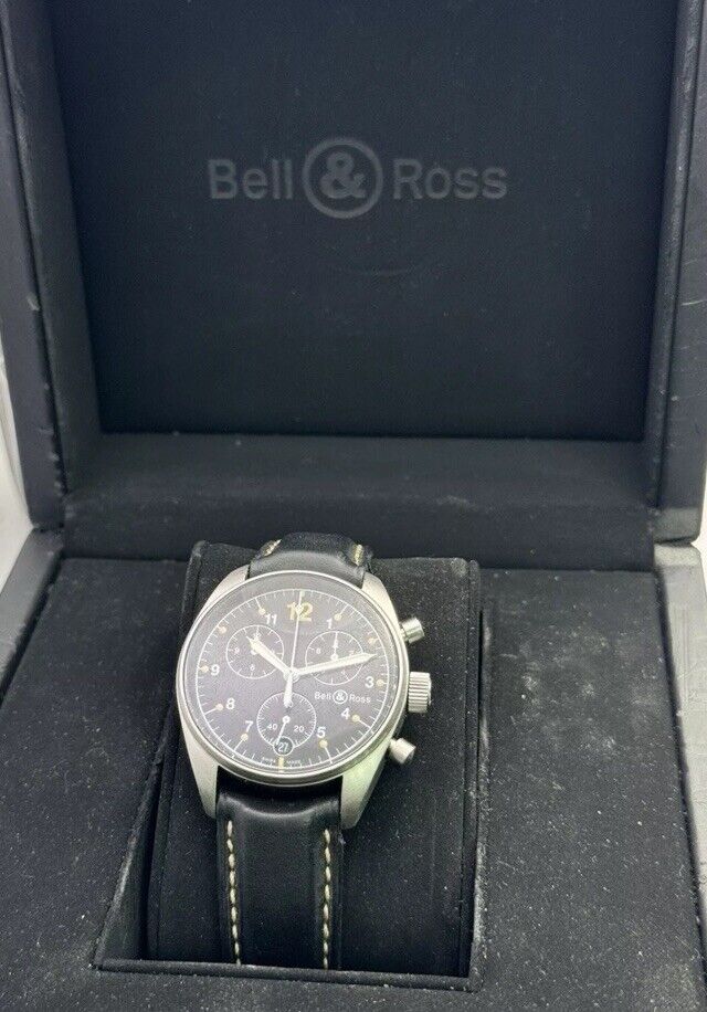 Bell & Ross Vintage 120 Chronograph Black Dial Quartz Wristwatch Boxed