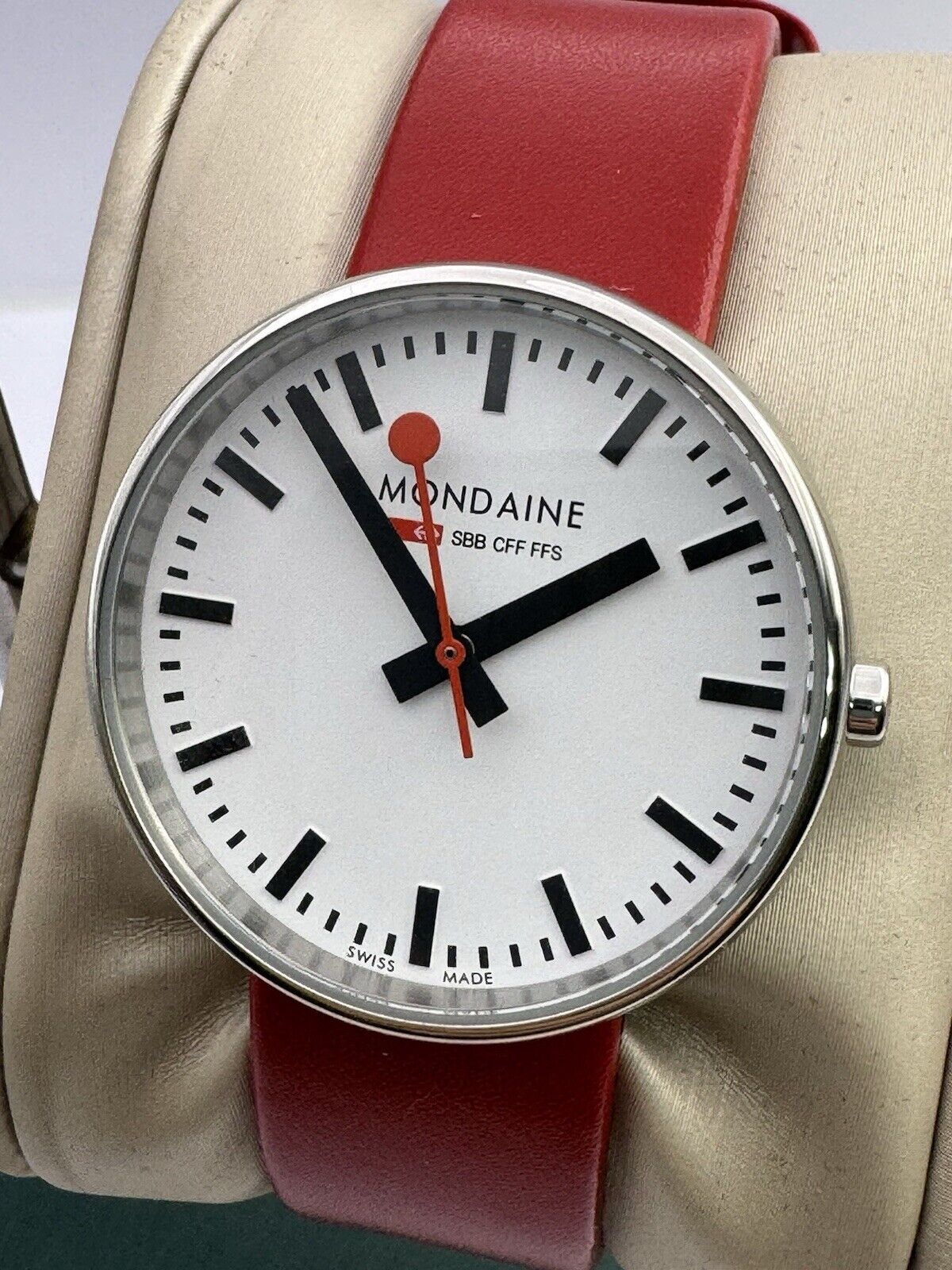 Original Mondaine 3511B Mini Giant BackLight Quartz Watch Unisex Swiss Made New