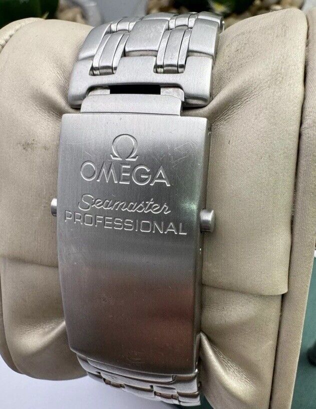 Omega Seamaster Professional 300 Chronograph 2006 Full Set Box & Papers