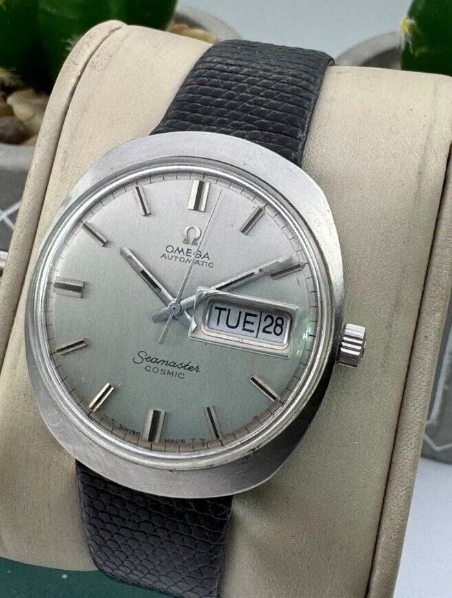 Omega Seamaster Cosmic Day & Date Watch 166.035 Circa 1969