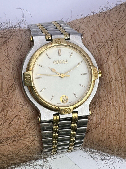 Vintage Gucci 9000M Quartz Unisex Watch 1990